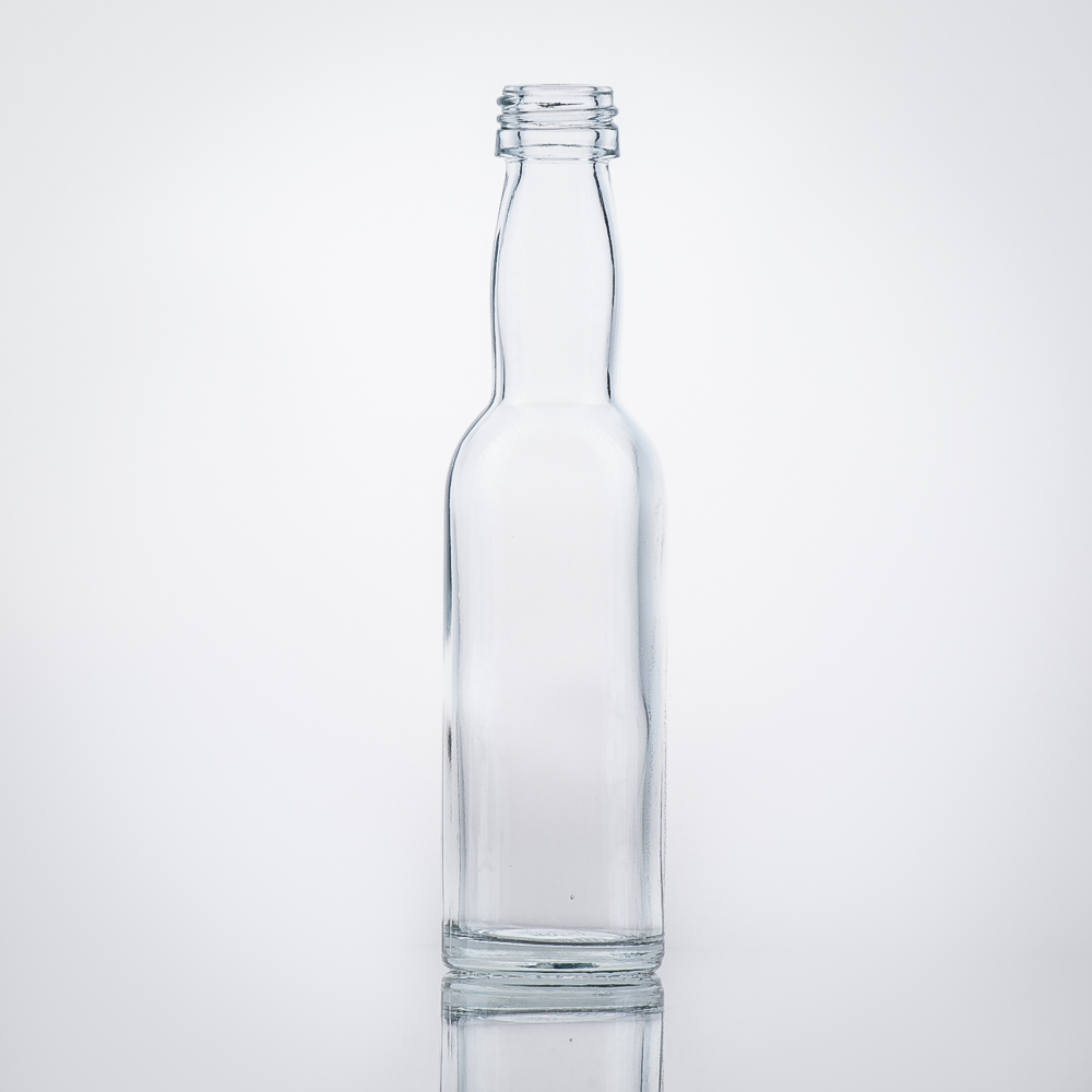 Kropfhalsflasche 40 ml weiß PP 18 - Miniaturflaschen