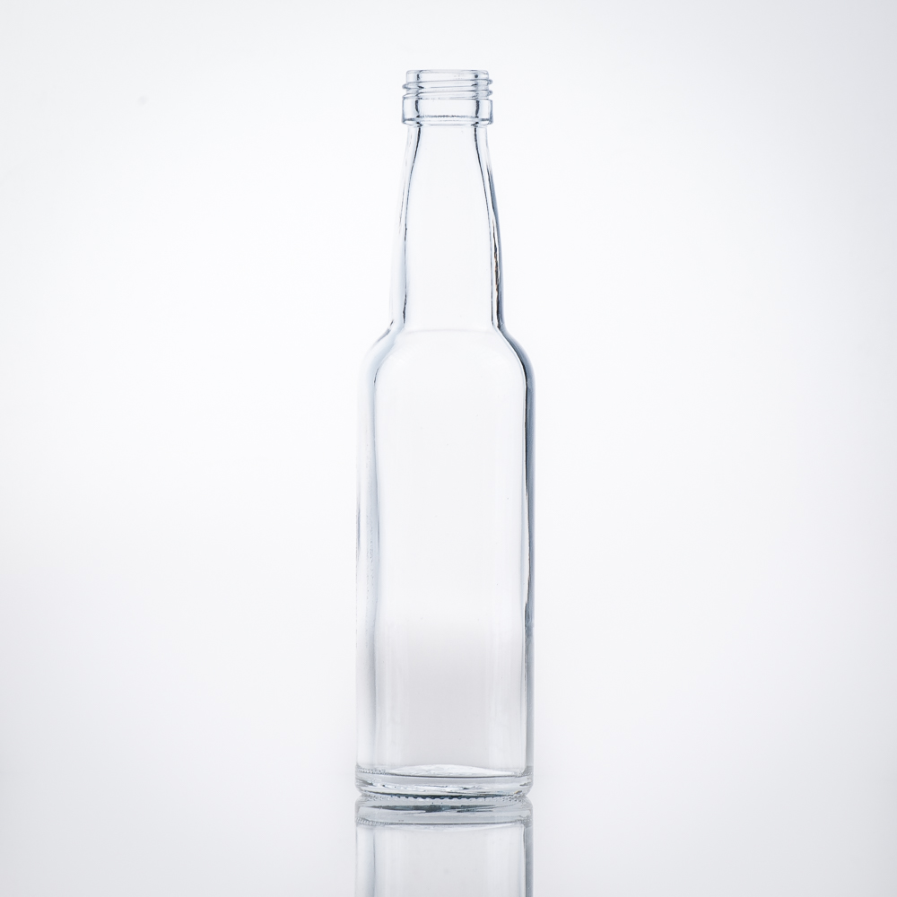 Kropfhalsflasche 0,1 l weiß PP 22 - Miniaturflaschen bei Flaschenbauer